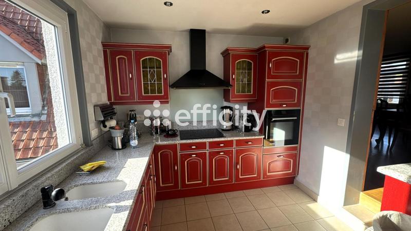 Bureau - 255 m² - 9 pièces