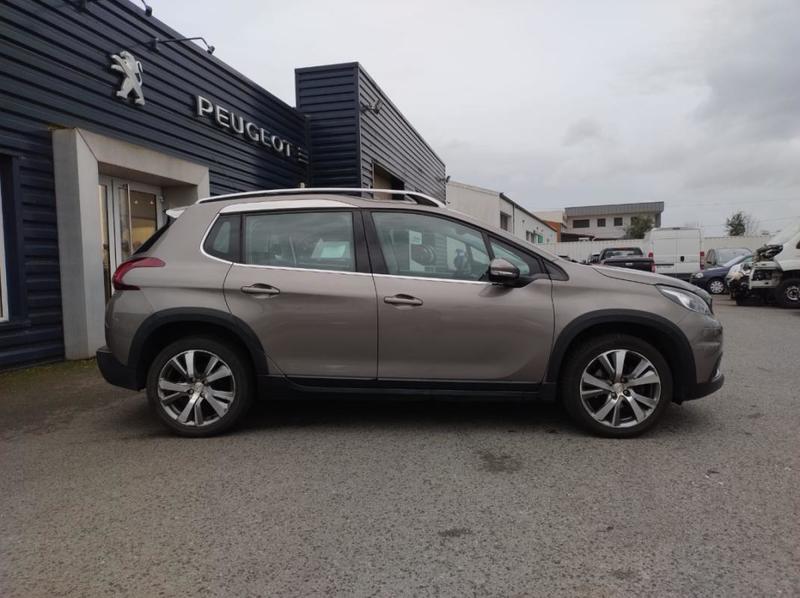 Peugeot 2008 1.2 Puretech 110 s&amp;amp;S Allure