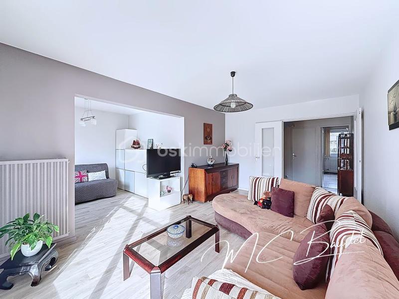 Appartement - 72 m² - 4 pièces