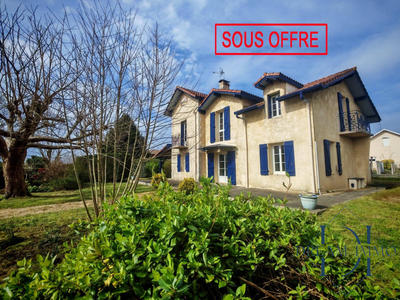 Maison - 160 m² - 5 pièces