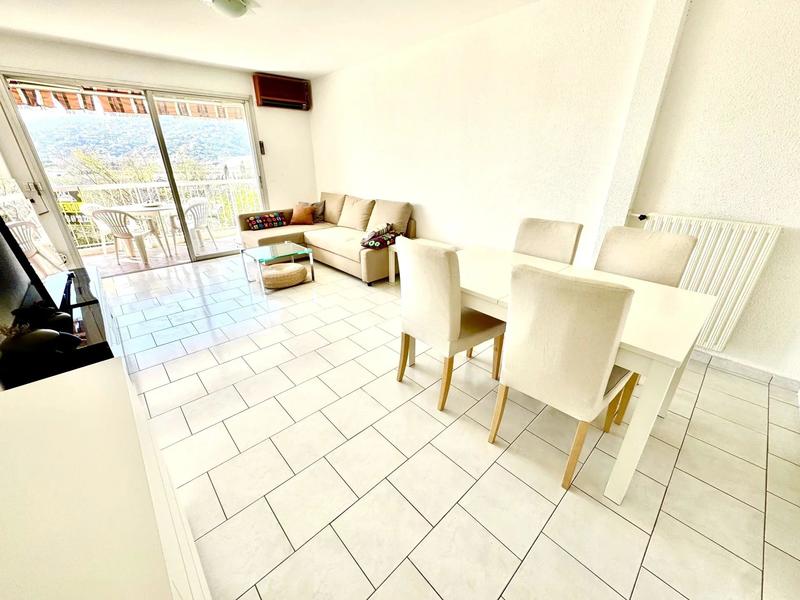 Appartement - 61 m² - 2 pièces