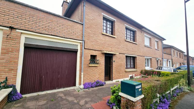 Maison - 80 m² - 4 pièces