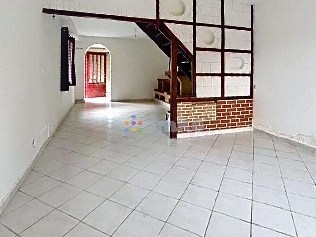 Maison - 97 m² - 4 pièces