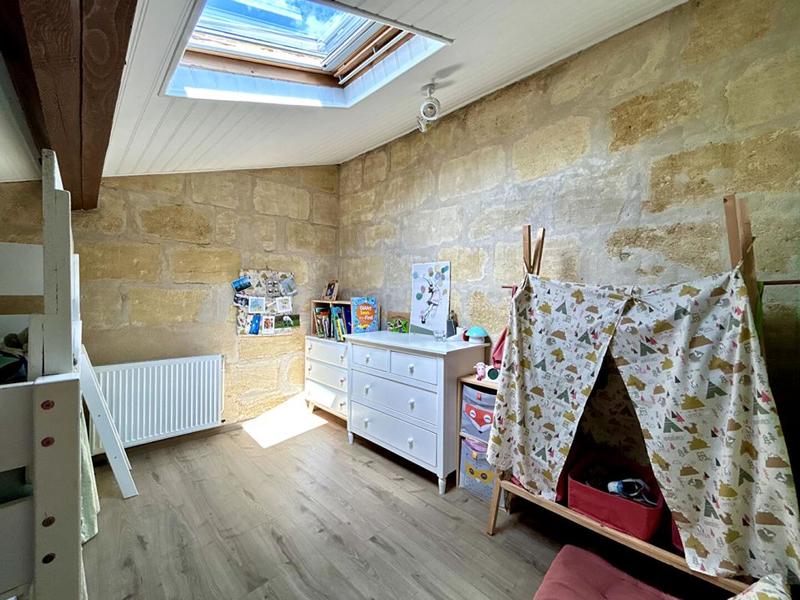 Maison - 91 m² - 5 pièces