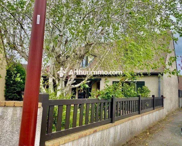 Maison - 100 m² - 6 pièces