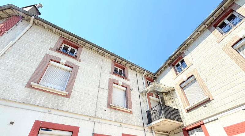 Appartement - 103 m² - 5 pièces