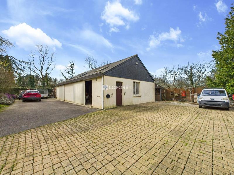 Maison - 157 m² - 8 pièces