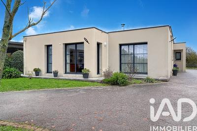 Maison - 185 m² - 6 pièces