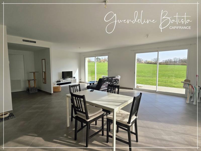 Maison - 110 m² - 5 pièces