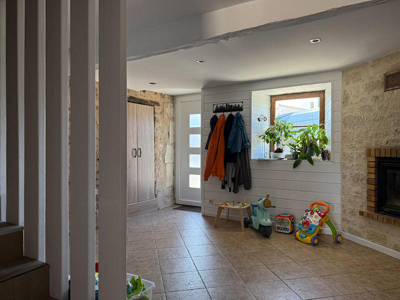 Maison - 98 m² - 5 pièces