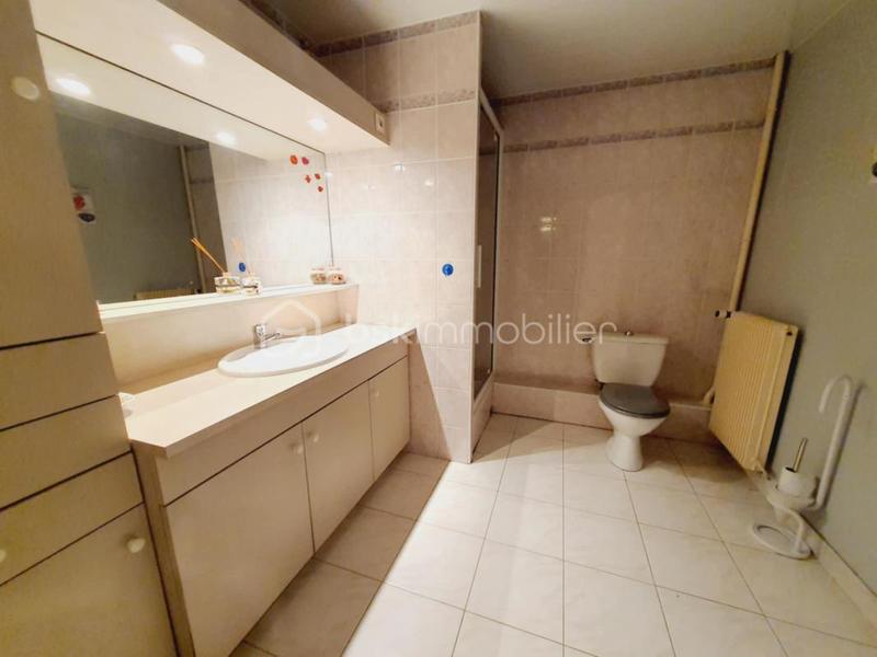 Maison de village - 212 m² - 7 pièces