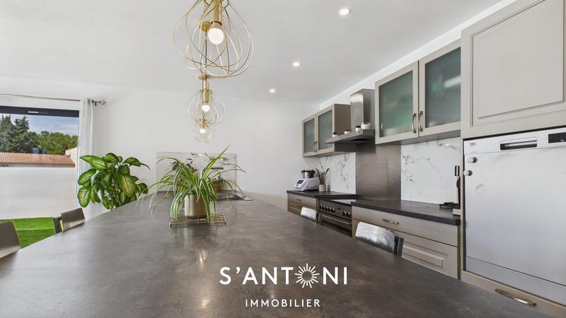 Maison - 111 m² - 4 pièces