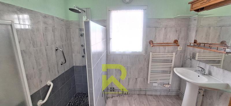 Maison traditionnelle - 95 m² - 4 pièces