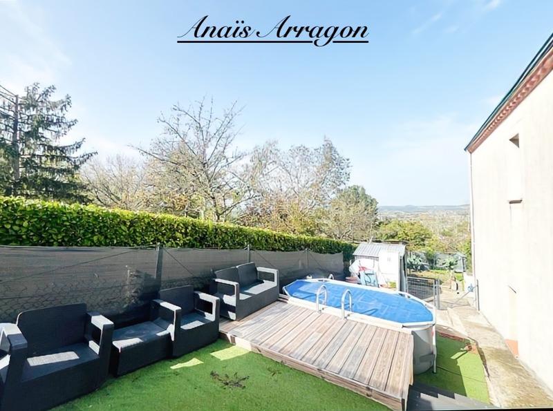 Maison - 232 m² - 8 pièces