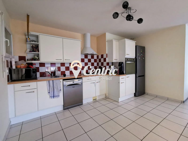 Maison - 200 m² - 8 pièces