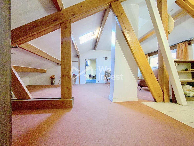 Maison - 161 m² - 7 pièces