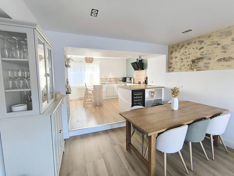 Maison - 136 m² - 6 pièces