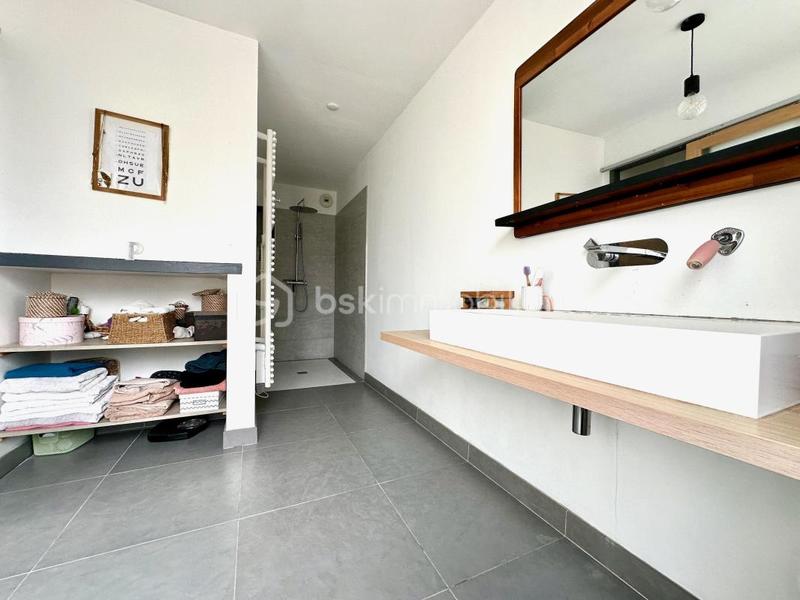 Maison - 110 m² - 4 pièces