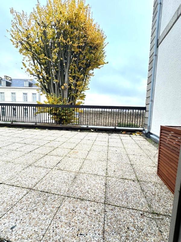 Appartement - 93 m² - 4 pièces