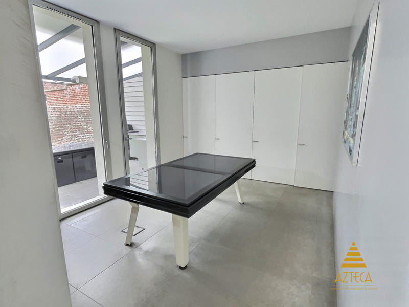 Maison contemporaine - 295 m² - 6 pièces