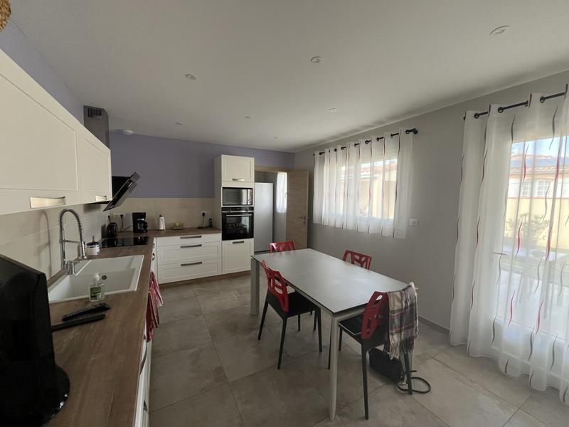 Maison - 110 m² - 4 pièces