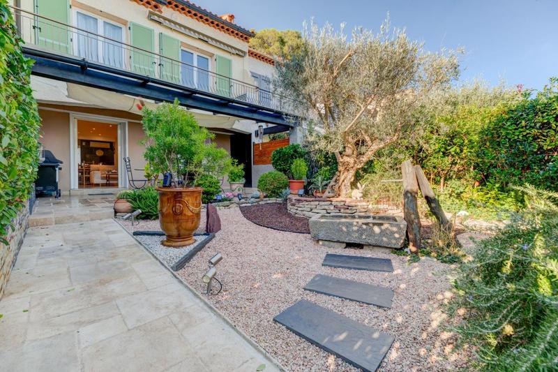 Villa - 105 m² - 5 pièces