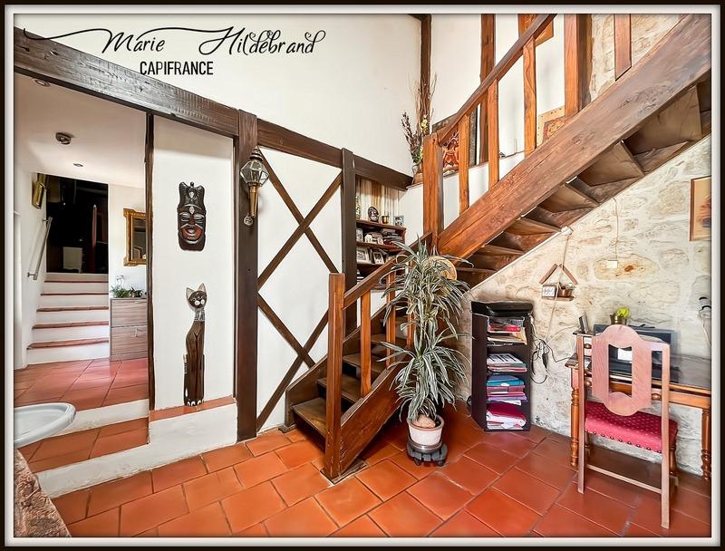 Maison - 188 m² - 7 pièces