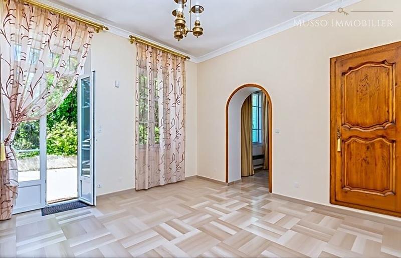 Bastide - 300 m² - 7 pièces