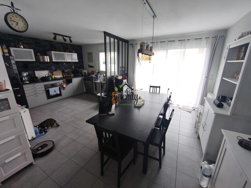 Maison - 101 m² - 5 pièces