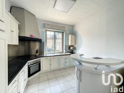 Maison - 239 m² - 5 pièces