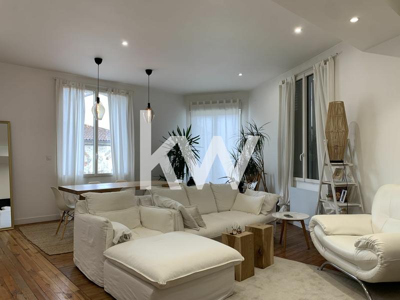 Appartement - 100 m² - 4 pièces