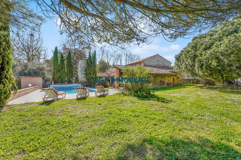 Maison ancienne - 262 m² - 11 pièces