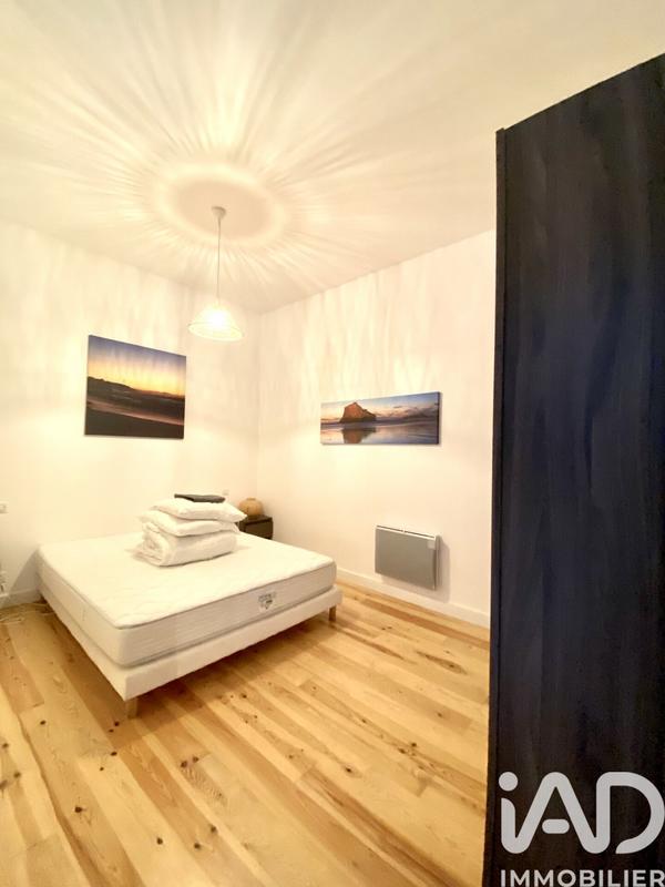 Maison - 220 m² - 7 pièces