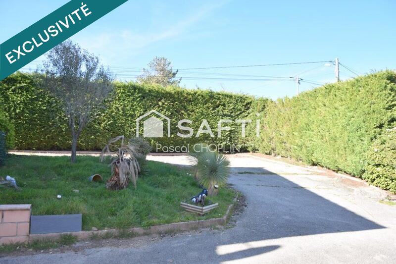 Maison - 274 m² - 11 pièces