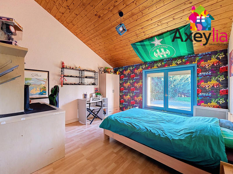 Maison - 203 m² - 7 pièces