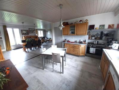 Maison - 153 m² - 6 pièces