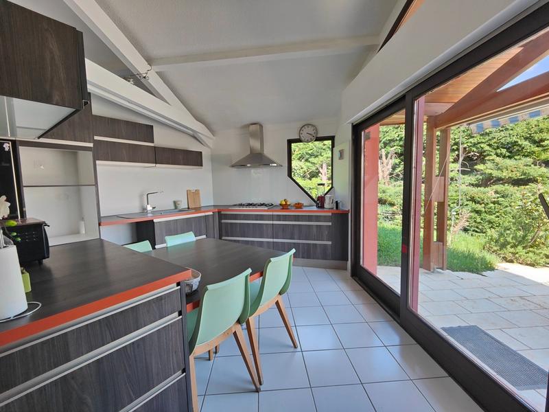 Maison - 283 m² - 8 pièces