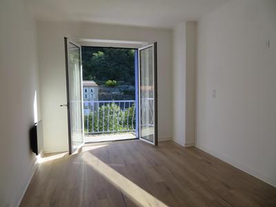 Maison - 98 m² - 5 pièces