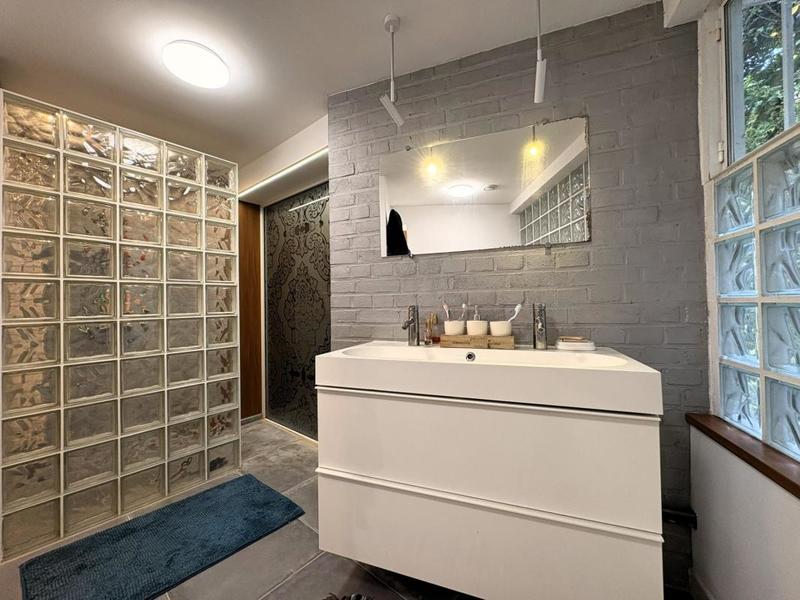 Maison ancienne - 200 m² - 7 pièces