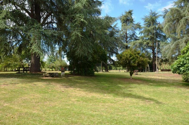 Maison de campagne - 438 m² - 18 pièces