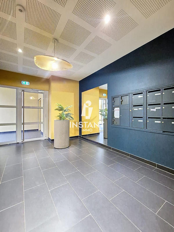 Appartement - 111 m² - 4 pièces