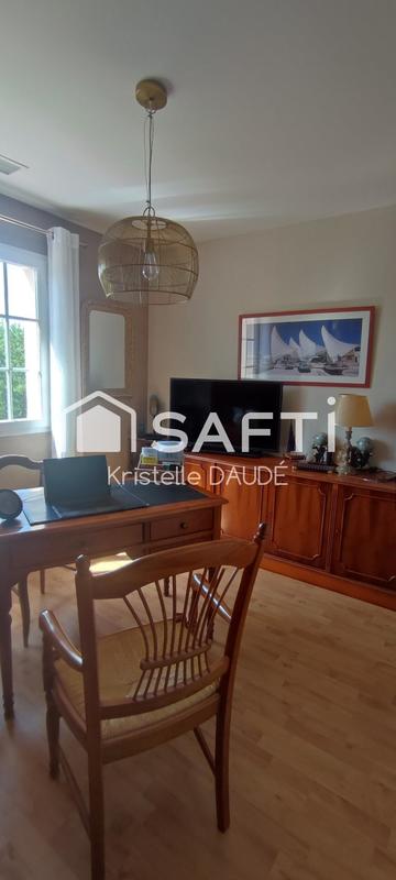 Maison - 210 m² - 6 pièces