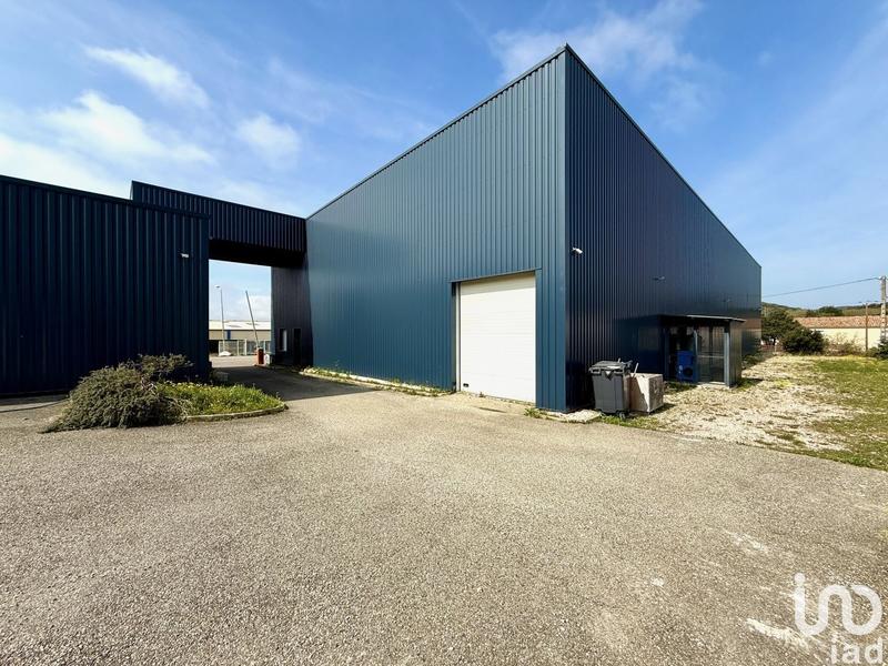 Local commercial - 2 054 m²