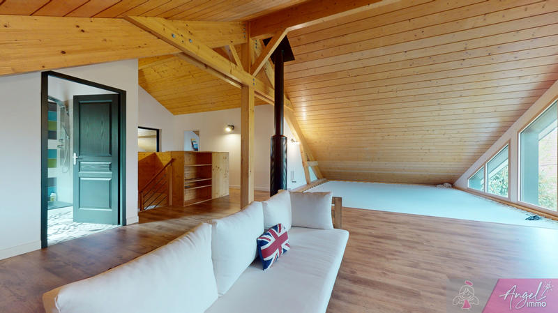 Local commercial - 382 m² - 14 pièces