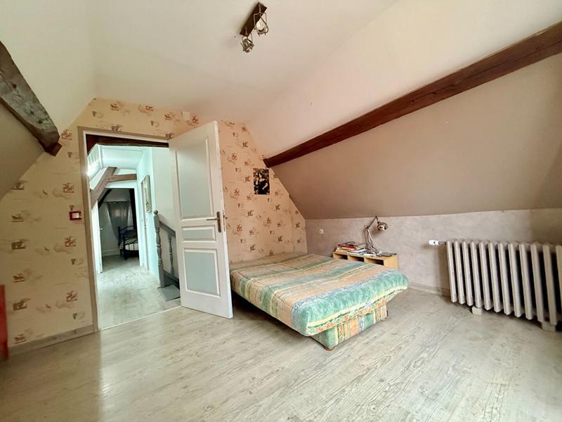 Maison - 99 m² - 4 pièces