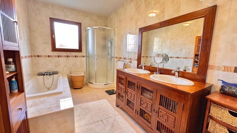 Villa - 165 m² - 6 pièces