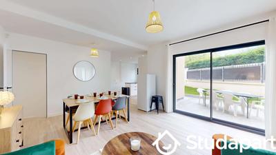 Chambre - 10 m² - 1 pièce