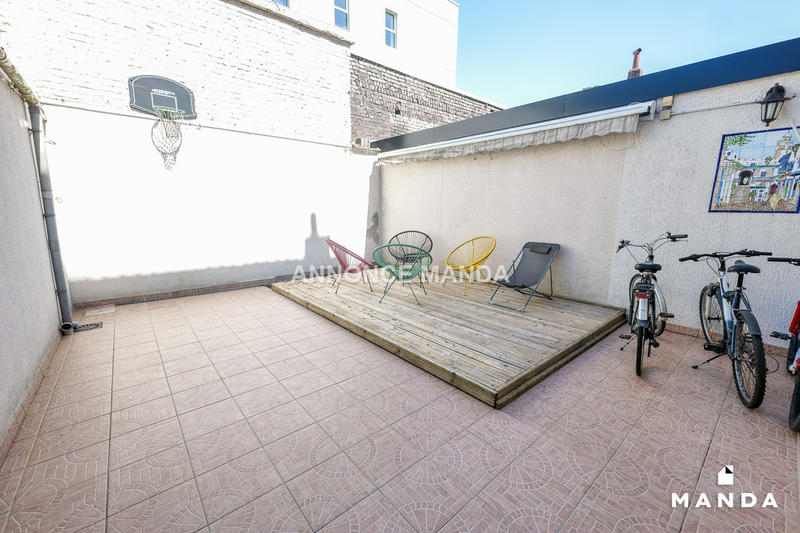 Chambre - 10 m² - 7 pièces