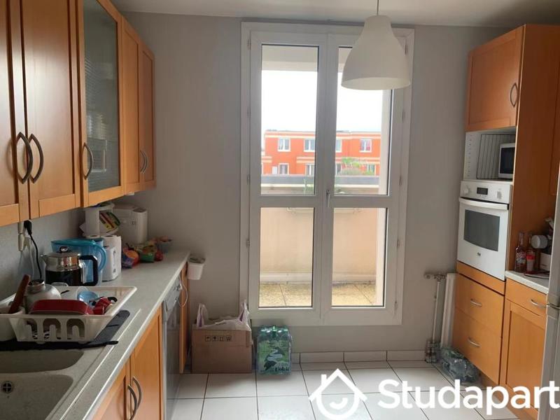 Chambre - 9 m² - 1 pièce