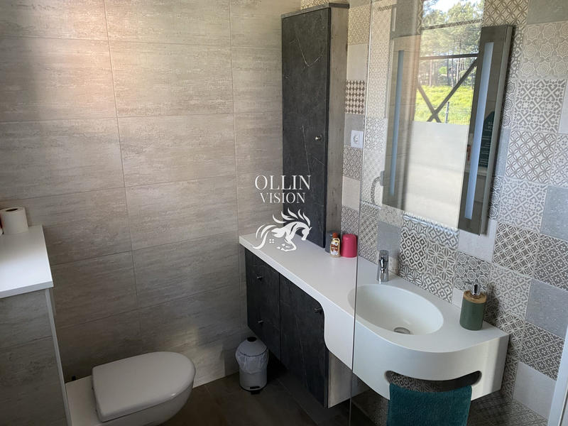 Villa - 168 m² - 8 pièces